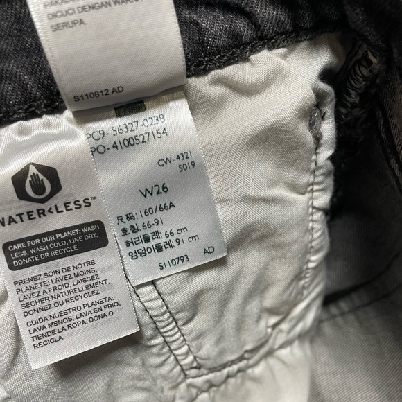 Levi’s 501 High Rise Cutoff Jean Shorts W26 Black Wash - Picture 3 of 11